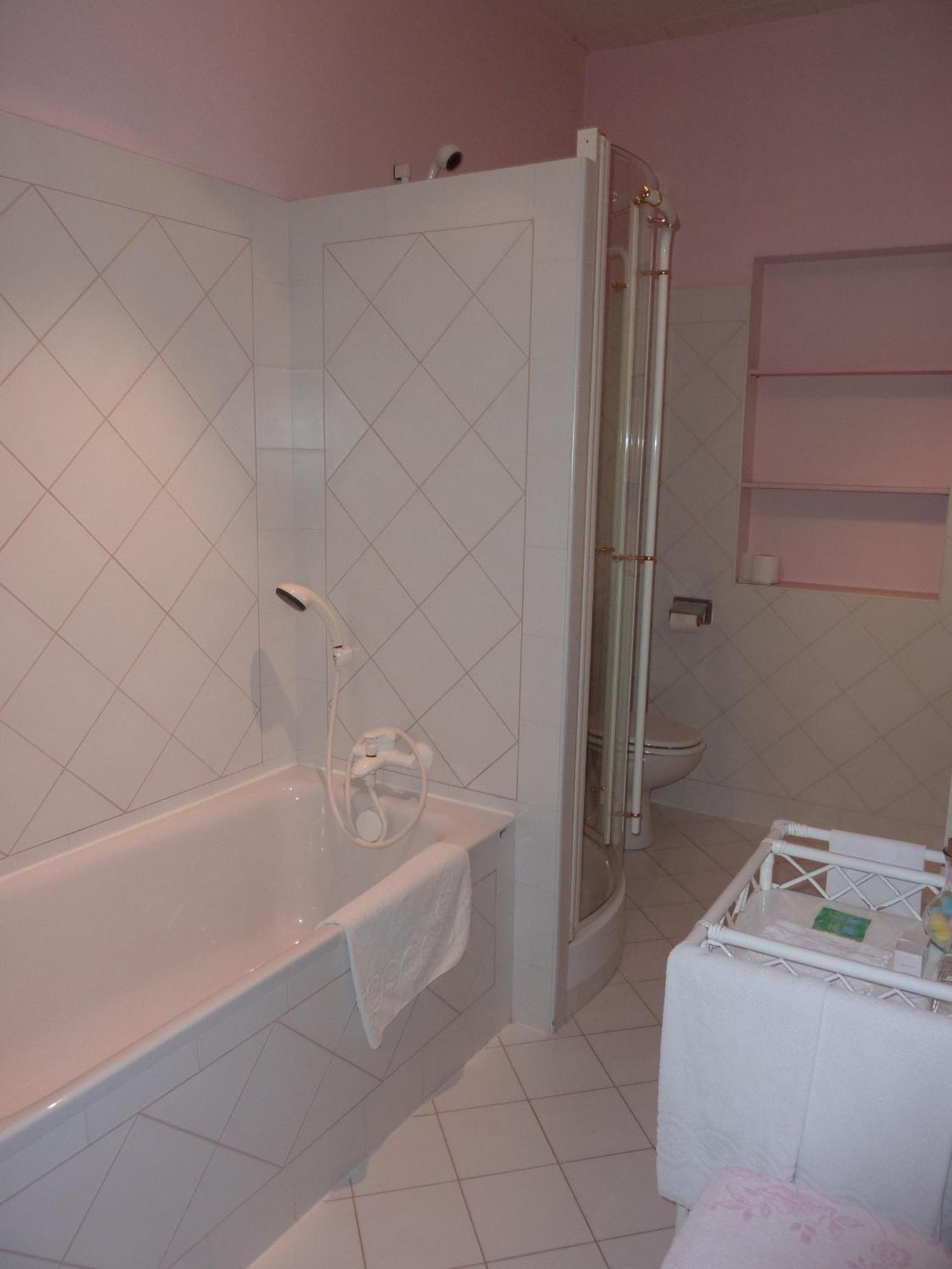 Hotel Le Grand Paris Digne-les-Bains Esterno foto